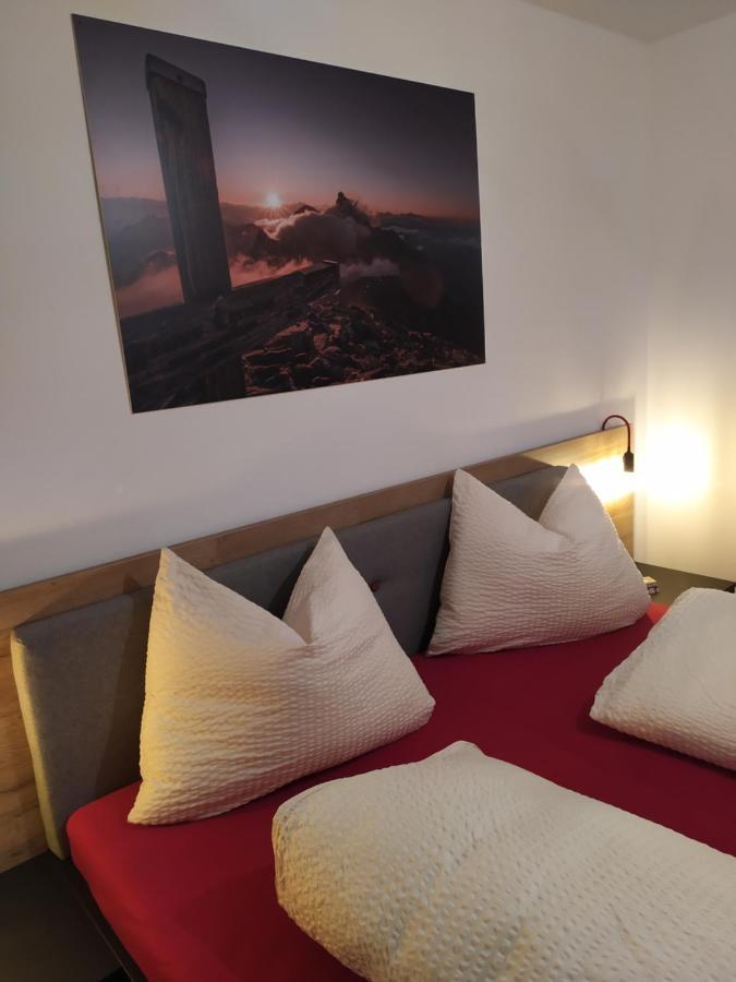 Apartments Ban Guggugg 콜레 이사르코 외부 사진